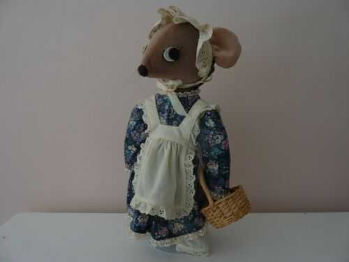 QUAINT OLD MRS DOORMOUSE ? CHARACTOR ORIGINAL CLOTHING FELT TOY APPROX. 15