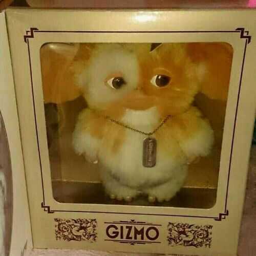 Gremlins Gizmo Gold Version Limited Hobby Movie Collection Pushy Doll New F/S