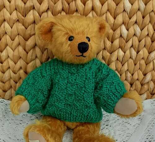 **BEAR KNITS** Hand Knitted clothes green jumper to fit approx.10