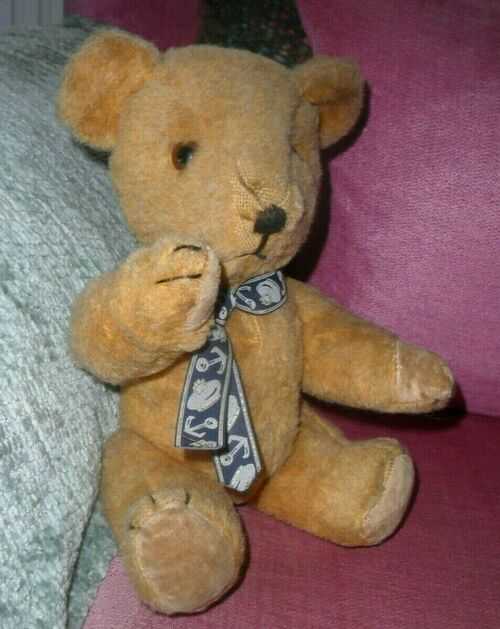 Vintage jointed limbs teddy bear old 1950's ?