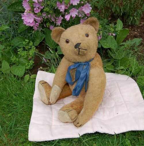 Jonty | c1920's - Old Antique German Teddy Bear w/ Growler :-)