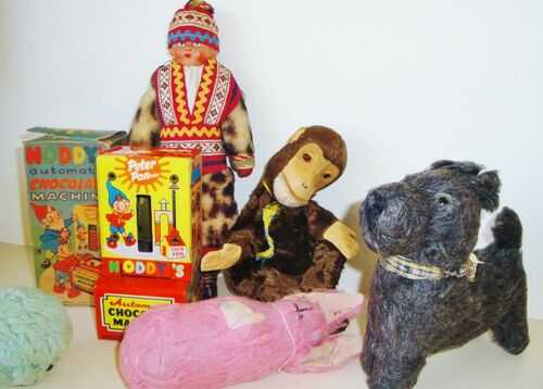 LOFT FIND Stuffed Toy Dog Pink Baby Rattle 1930s Doll Noddy Tinplate 1950s RARE