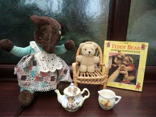 Job lot items ideal for display with old vintage antique doll/bear