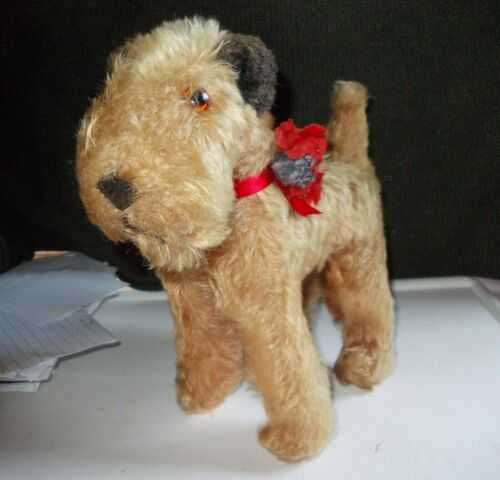 ANTIQUE TOY  WOLF DOG  10 INCHES MADE BY TARA  CIRCA 1950