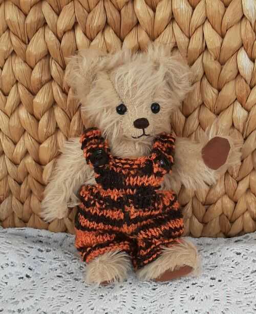 **BEAR KNITS** Hand Knitted clothes 'Halloween' dungarees to fit 7