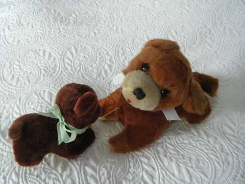 RARE VINTAGE 1960's MUSICAL PULL STRING DOG BEAR TOY