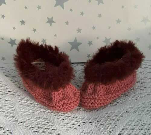 *BEAR KNITS* Hand Knitted pink fur trimmed slippers fit up to 4