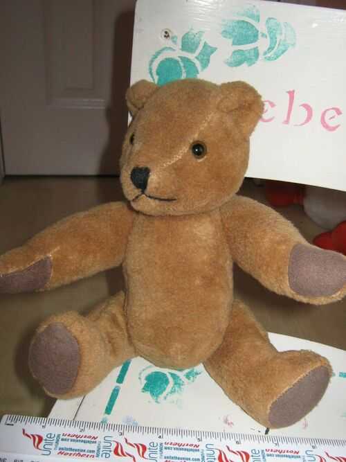 VINTAGE 1930's/40's ARTICULATED TEDDY. EXCELLENT CONDITION.