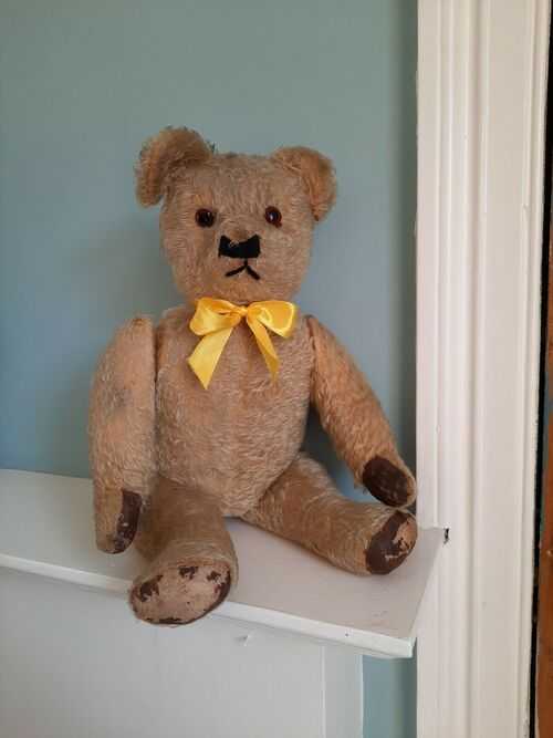 LOVELY 18in  ANTIQUE VINTAGE JOINTED TEDDY BEAR  WITH LEATHER PADS