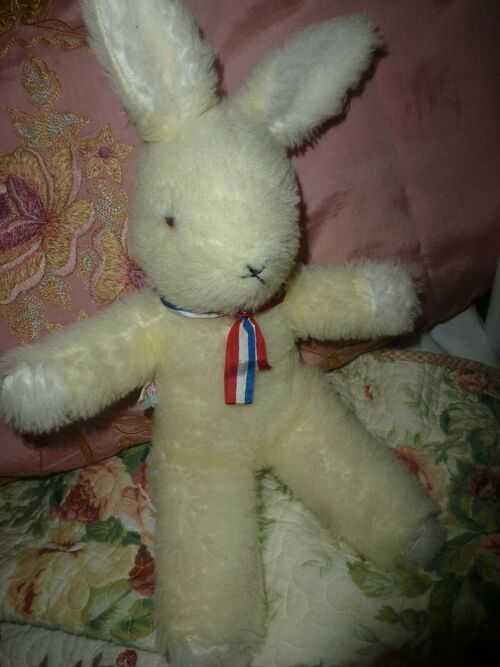 Vintage Alpha Farnell bunny rabbit good condition