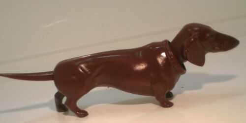 vintage bakerlite dog with moving head and tale