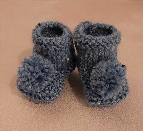 *BEAR KNITS* Hand Knitted blue fleck bobble boots fit up to 2.75