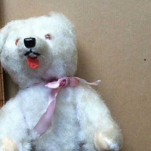 Antique Teddy Bear - no label -Approx 8 inches.