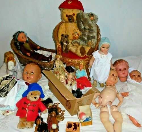 Gran's Vintage Teddy Bears and Dolls including Steiff, Pedigree etc Some need TLC