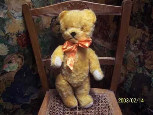A vintage musical teddybear. chadvalley