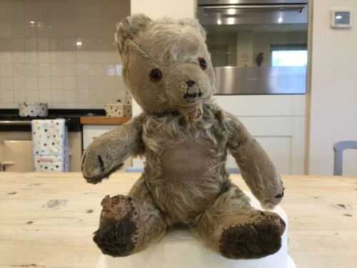 Antique vintage Steiff  bear,Steiff toy teddy bear,sad chap.9 inches.