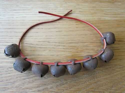 RUSTY BELL COLLAR FOR ANTIQUE TEDDDY BEARS MEDIUM BELLS RED LEATHER CORD