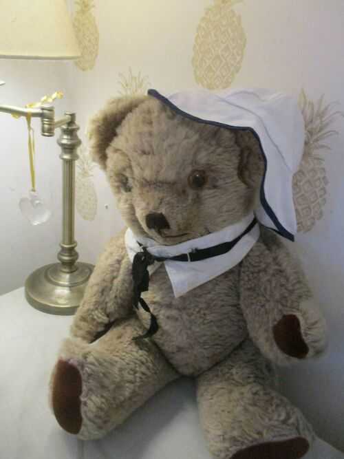 vintage deans rag book teddy bear 18 ins with his rubber spade