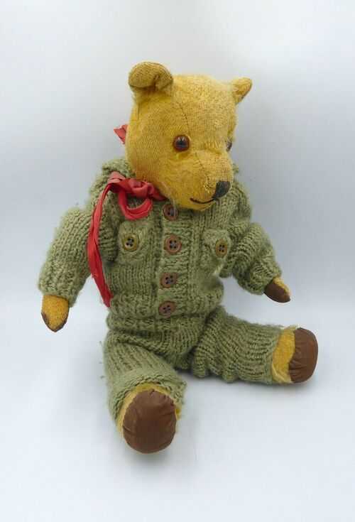 Sweet Small Size Smartly Dressed  1930s - 1940s Antique Chiltern Bear