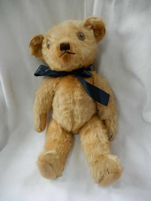Vintage Teddy Bear,18ins high.Golden Plush