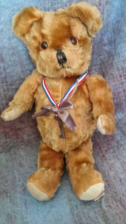 PADDY - vintage Teddy bear 1950's - early 1960's. Remains of old label