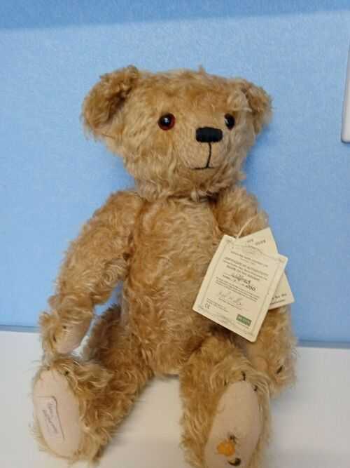 Ltd Edition No.11 Deans Wilfred Bear. Approx 17