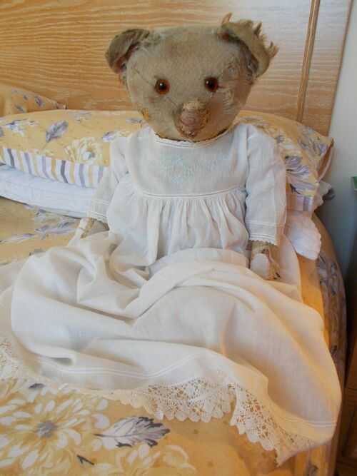 Beautiful Old / Antique 1930's Baby Dress - Bears / Dolls
