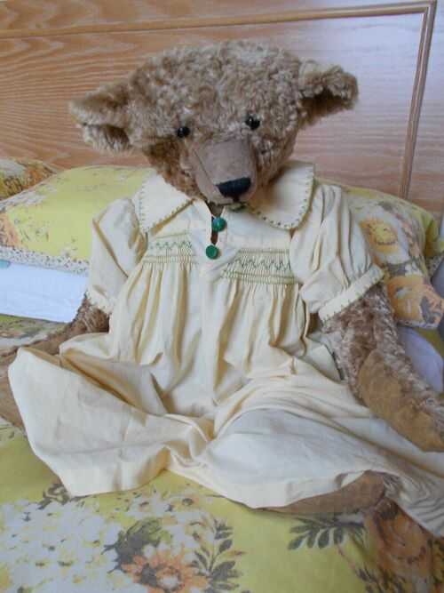 GORGEOUS Daffodil Yellow Hand Smocked and Stitched Top / Dress - Large Bears