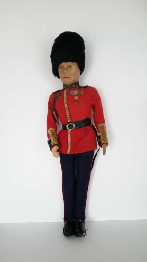 1937 Farnells Alpha Toys vintage felt King George VI Doll