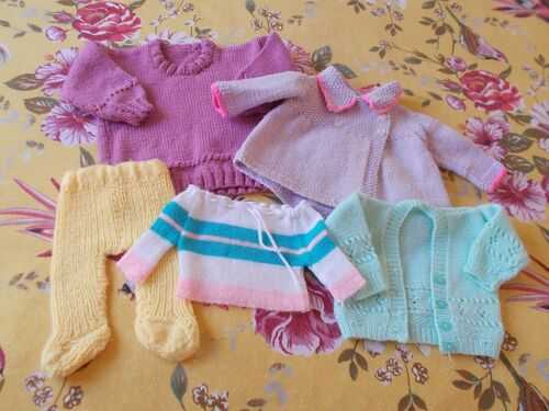 Bundle of Vintage Knitwear - Bears / Dolls