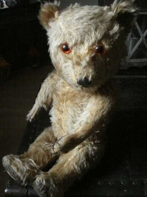 ANTIQUE MOHAIR STRAW FILLED JOINTED GLASS EYED 20 INCH TEDDY