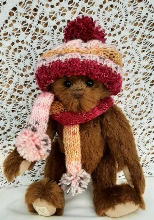 *BEAR KNITS* Hand Knitted teddy clothes bobble hat + scarf fit approx 10