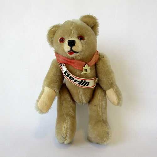 Small Souvenir Teddy Bear 8  high, * Wearing Sash;  Denk' mal an Berlin  GERMANY