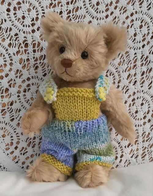*BEAR KNITS* Hand Knitted clothes dungarees in blue shades fit 8  teddy