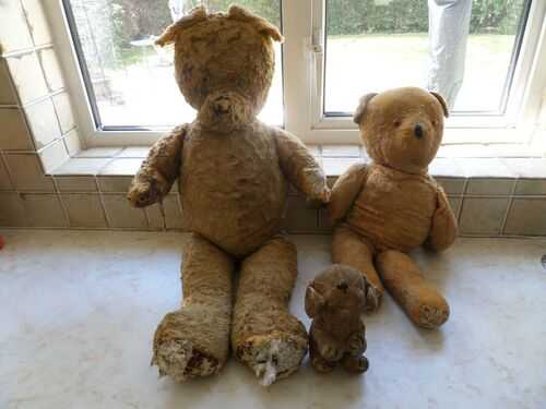 VINTAGE TEDDY BEARS  x 2 - 31  + 22  and BONZO DOG - In Need of TLC / Restoration